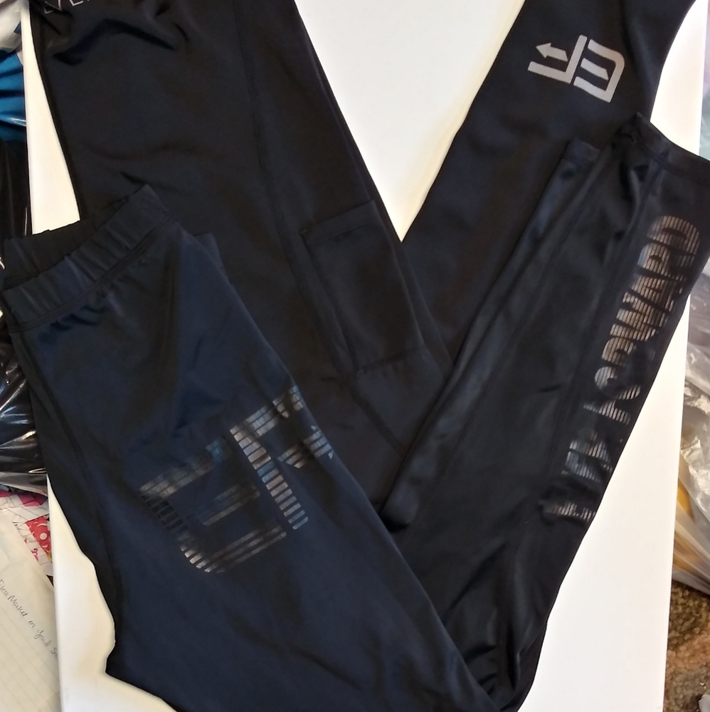 2 pair Ever Forward com. Leggings